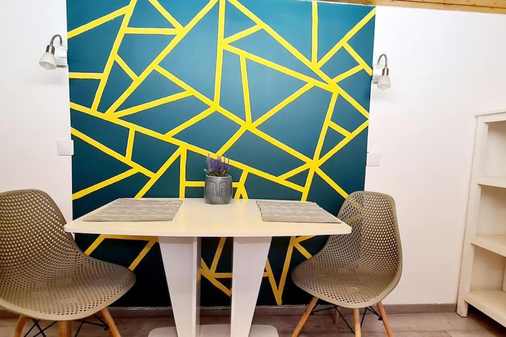 La Vida Loca Apartment Budapest Eksteriør billede